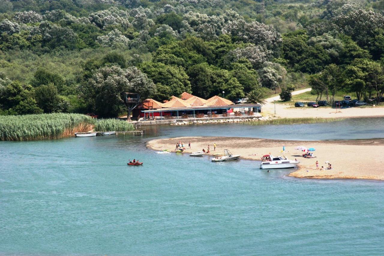 Hoxha Rooms Ulcinj Eksteriør bilde